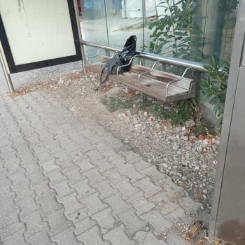 Kemer Belediyesi Durak Parkesi Sorunu