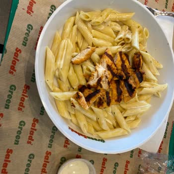 Green Salads Görsel İle Ürün Arasındaki Dağlar Arasında Fark