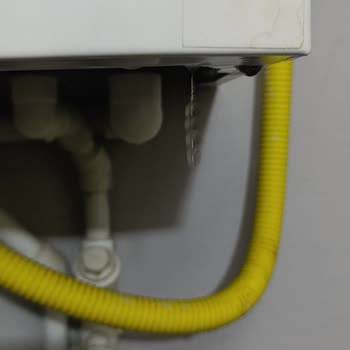 Warmhaus Kombi Su Kaçırıyor