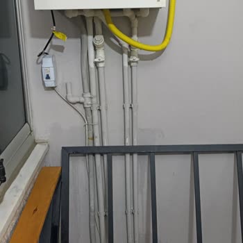 Warmhaus Kombi Su Kaçırıyor