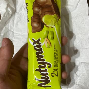 Şölen Nutymax Çikolatadan Kertenkele Çıktı.