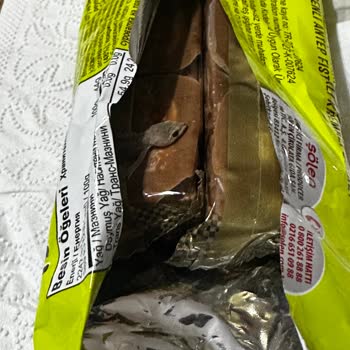 Şölen Nutymax Çikolatadan Kertenkele Çıktı.