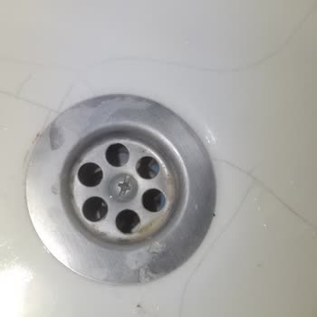 Cera Style Lavabo Çatlağı