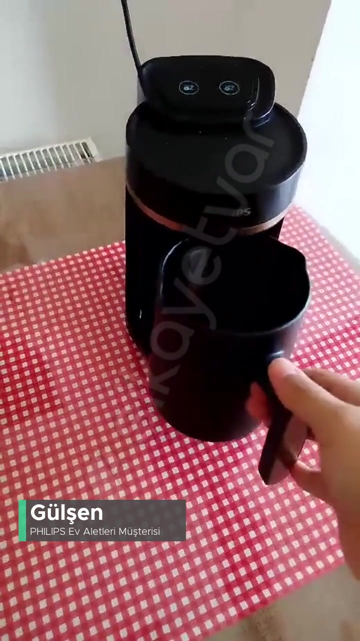 Philips Ev Aletleri Aldığım Günden Beri Bozuk Olan Kahve Makinem! videonun kapak resmi