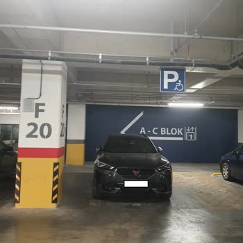Kocaeli Şehir Hastanesi Engellilere Ayrılmış Otopark İhlali