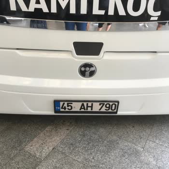 Kamil Koç Şoförü Ve Muavinin Firmanın İmajını Sıfırlaması.