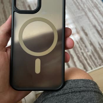 Mcdodo Kılıfım Kısa Sürede Sarardı