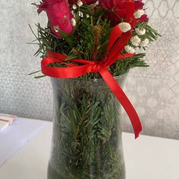 ÇiçekSepeti Görselden Farklı Ve Düşük Kaliteli Çiçek Teslimatı