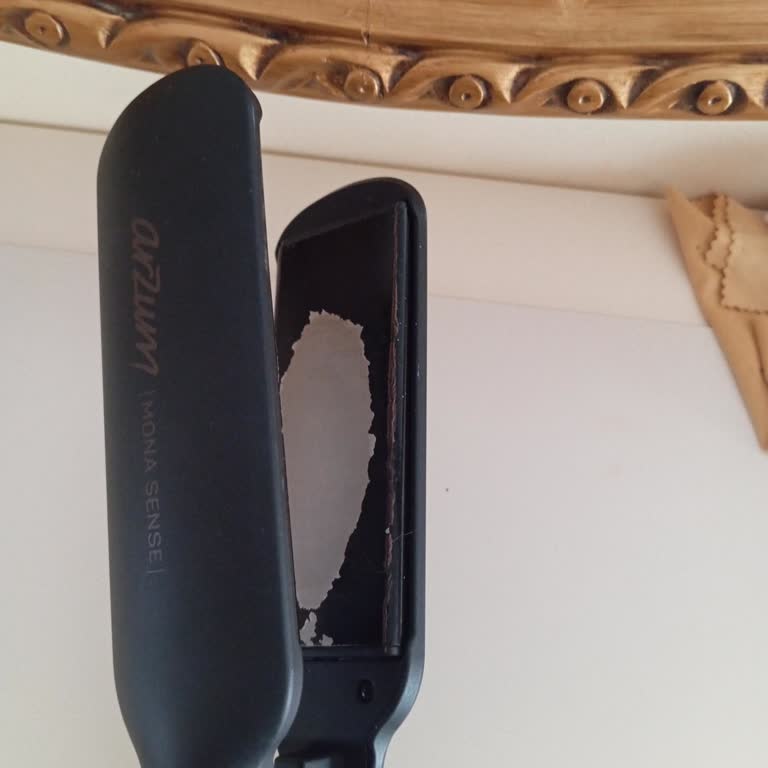 Arzum Mona Sense Düzleştiricimin Plakları Soyuldu