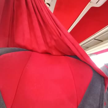 Şanal Kırşehir Seyahat Yağmurlu Yolculukta Akıtan Otobüs Ve İlgisiz Personel