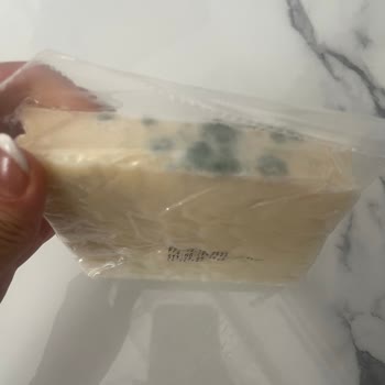 Getirden Gelen Küflü Peynirin Ücret İadesinin Yapılmaması