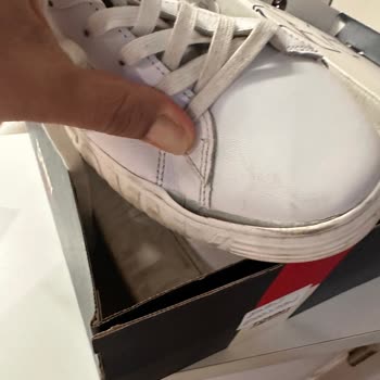 Boyner Mağazası Ve Tommy Hilfiger Markasından Şikayetçiyim