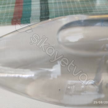 Mila Su Cam Şişe Suyun İçerisinde Gezinen Parçacıklar!