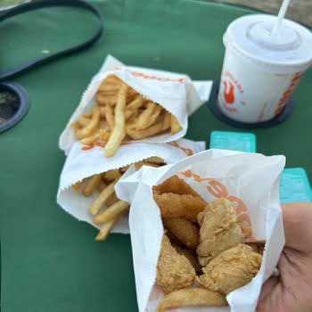 Popeyes Tamamen Alakasız Bir Sipariş