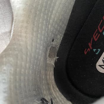 Skechers Ayakkabıda Hızlı Deformasyon Ve Üretim Hatası İddiası