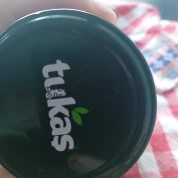 Tukaş Tatlı Biber Salçası Tarihinin Dolmasına 2 Yıl Varken Bozuk Çıktı