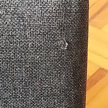 Öğrenci Tasarım Atölyesi Hasarlı Koltuk Satan Firma