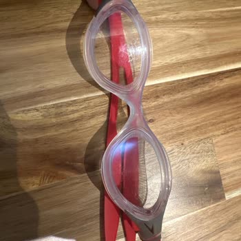 Speedo Defolu Havuz Gözlüğü Ve Sorumsuz Müşteri Hizmetleri