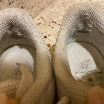 FLO Ayakkabı İzmir Gaziemir Optimum- Nike Ayakkabı Üretim Hatası