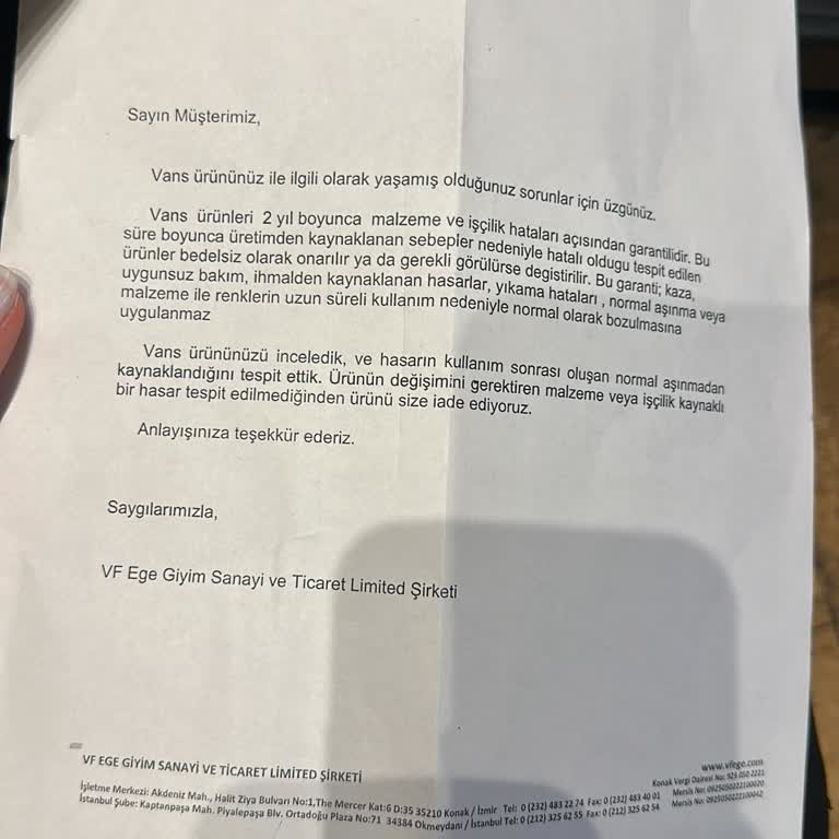 Sneaks Up Ürünün Arkasında Değil!