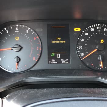 Renault Clio 5 1.0 The X Tronic Gaz Yeme Sorunu