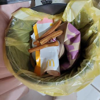 McDonald's Soğuk Sipariş Ve Kötü Çuros Deneyimi