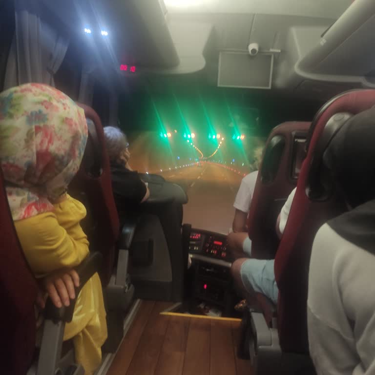 Yolu Uzatan Yelken Turizm Aracı