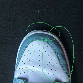 Nike Hatalı Ayakkabı Ve Mağaza Değişim Süreci Sorunu