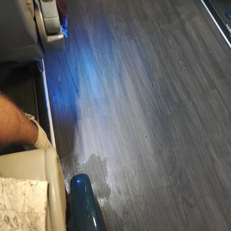 Nilüfer Turizm Klimaları Su Damlatıyor