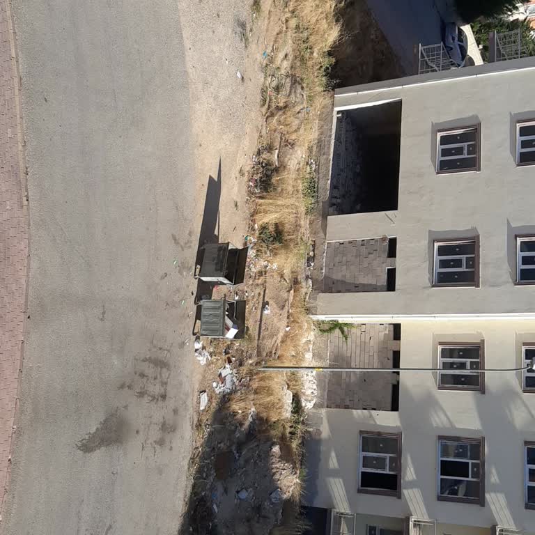 Selçuklu Belediyesi (Konya) Kaldırım Ve Çöp