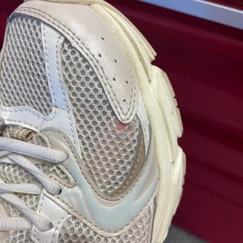 SuperStep New Balance 530 Model Ayakkabının File Kısımlarında Yırtılma Sorunu!