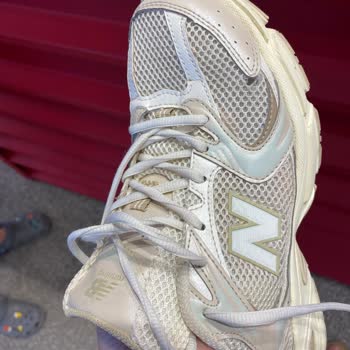 SuperStep New Balance 530 Model Ayakkabının File Kısımlarında Yırtılma Sorunu!