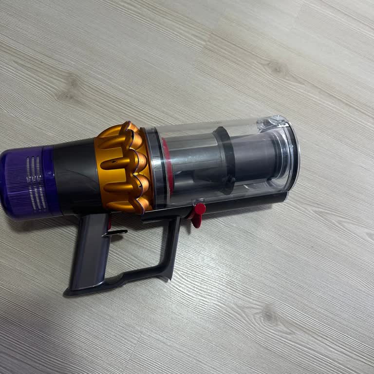 Dyson Servis De Süpürgemi Kaybetti Sonrada Eksik Gönderdi
