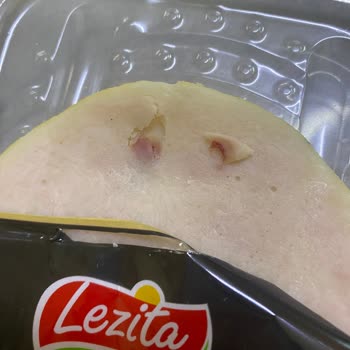 Lezita Ay Ye Piliç Fümede Kemik Çıkması