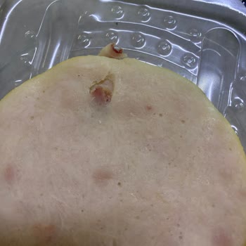 Lezita Ay Ye Piliç Fümede Kemik Çıkması