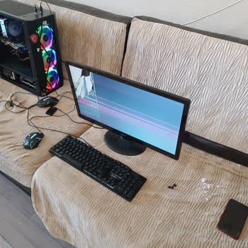 Sürat Kargo Dikkatsizlik Yüzünden Malım Çöp Oldu