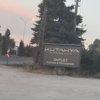 Kütahya Porselen Outlet'te Erken Kapanış Sorunu
