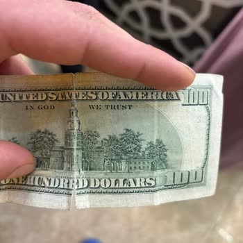 Ilgın İş Bankası Yırtık 100 USD Verdi Ve Geri Almadı