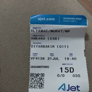 AJet Uçakta Valizimin Çekme Kolu Kırıldı