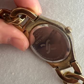 Daniel Klein Markalı Saatin Kısa Sürede Bozulması Üzerine Şikayet