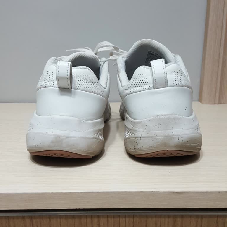 Skechers İlk Ve Son