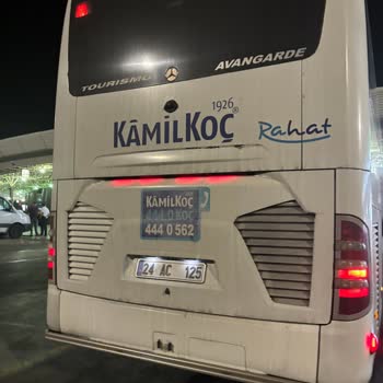Kamil Koç Pişman Dolu Yolculuk