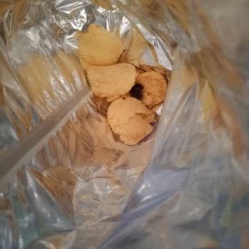 A101 Samba Cips İçinden Çıkan.