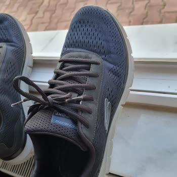 Skechers Ürünü Arkasında Durmuyor