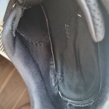 Skechers Ürünü Arkasında Durmuyor