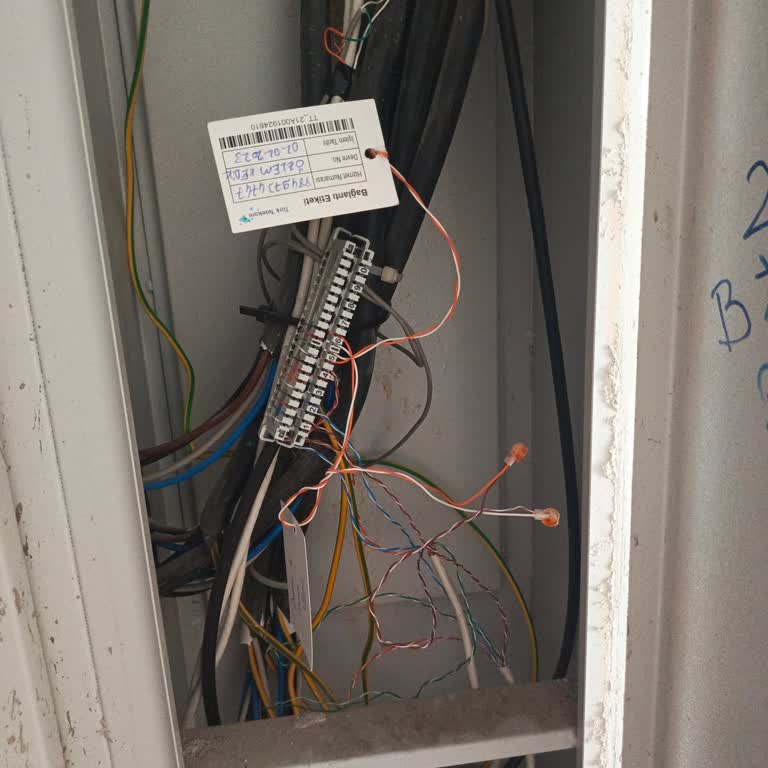 3 Aydır Altyapı Sorunum Çözülmüyor