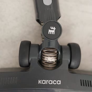 Karaca Züccaciye Karaca Şarjlı Dik Süpürge Hortumunun Yırtılması