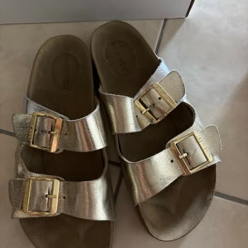 Nine West Hasarlı Ürün Hakkında