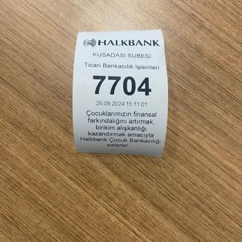 Halkbank Kuşadası Şubesinde Ticari İşlemde Yaşanan Uzun Bekleme Süresi