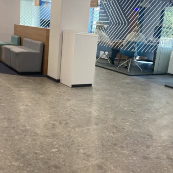 Halkbank Kuşadası Şubesinde Ticari İşlemde Yaşanan Uzun Bekleme Süresi